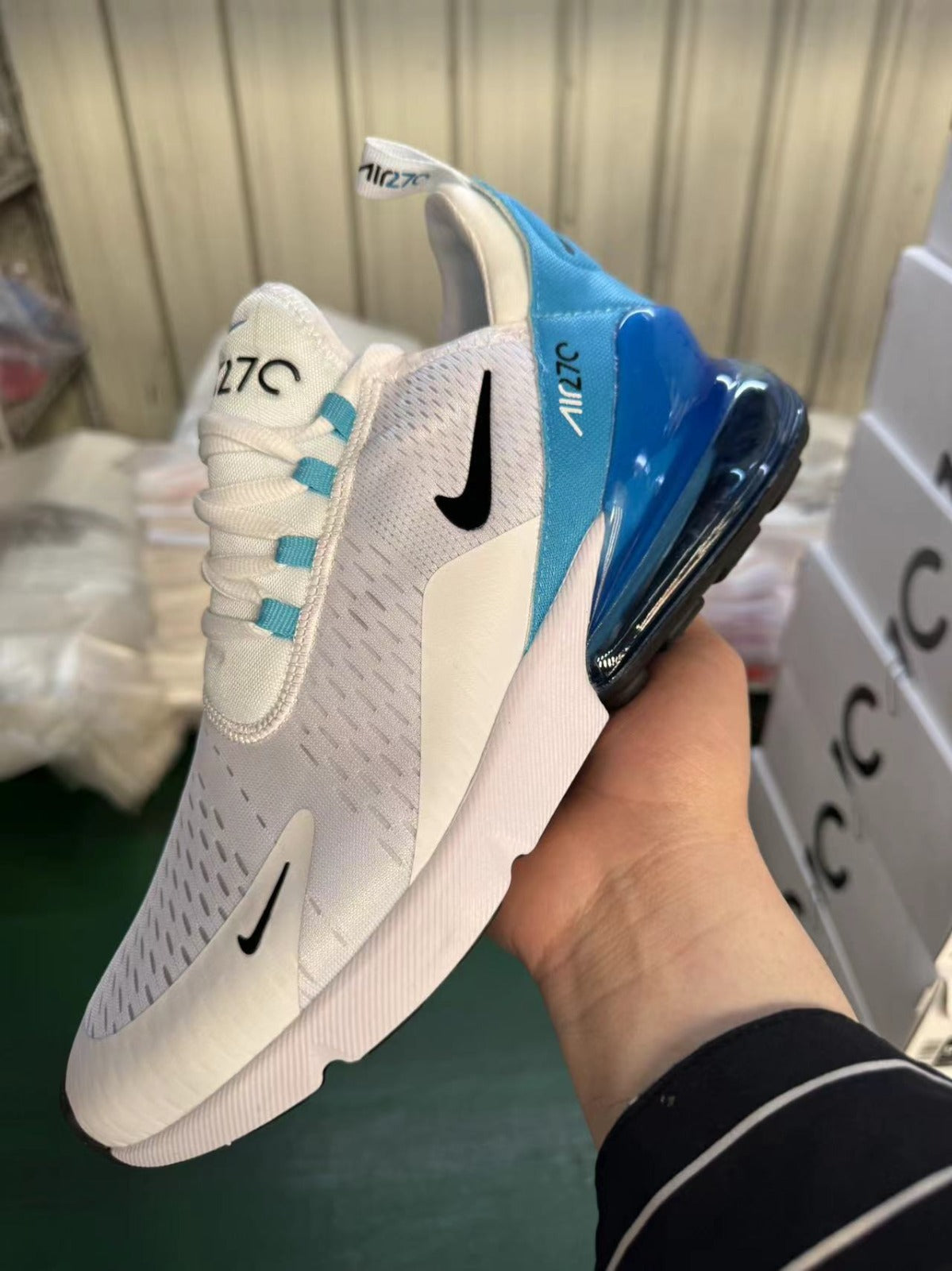 Nike Air Max 270