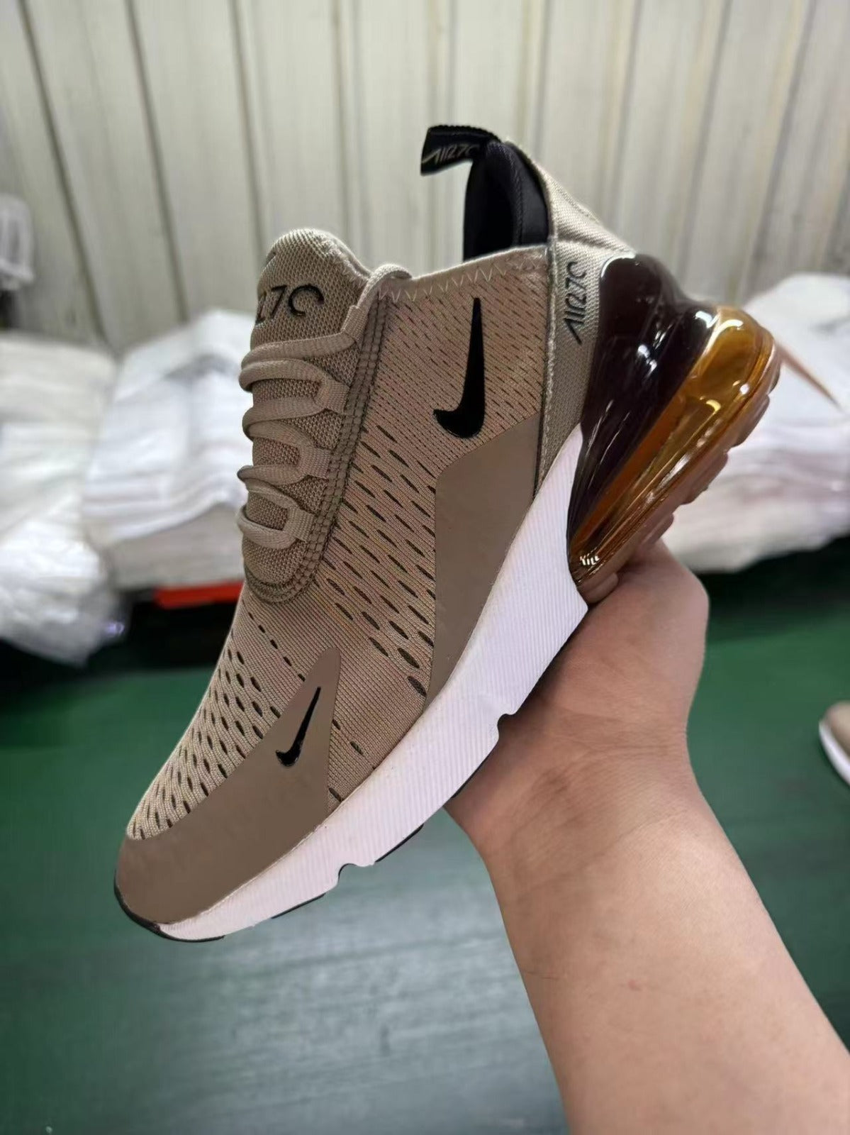 Nike Air Max 270