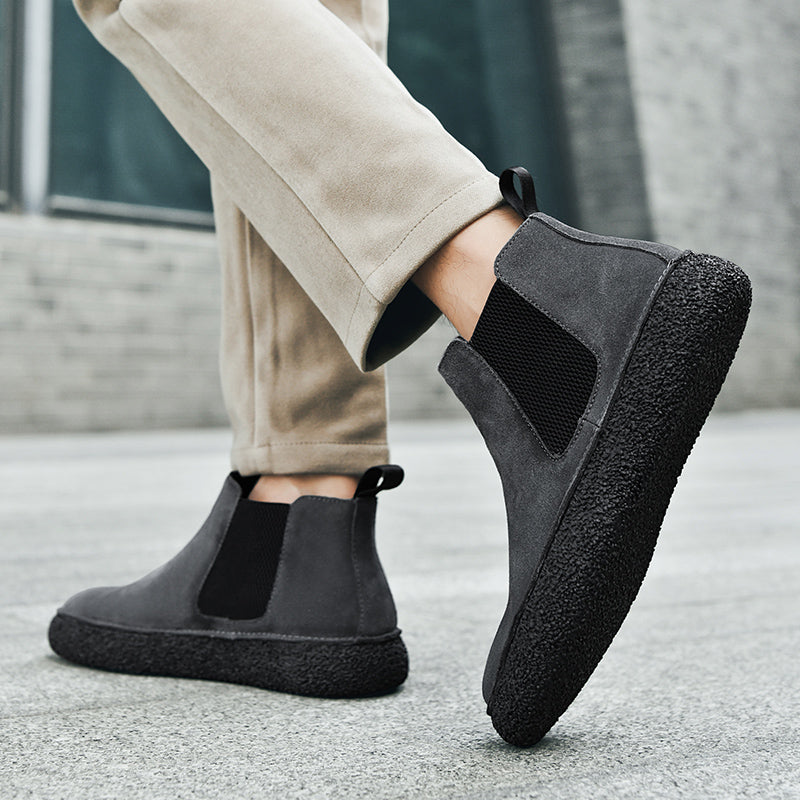 Men's suede Chelsea boots with cushioned insole