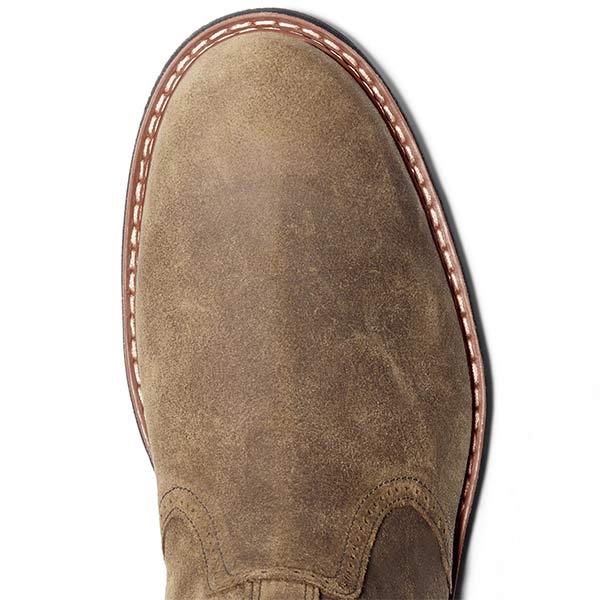Men's leather Chelsea boots with rubber sole