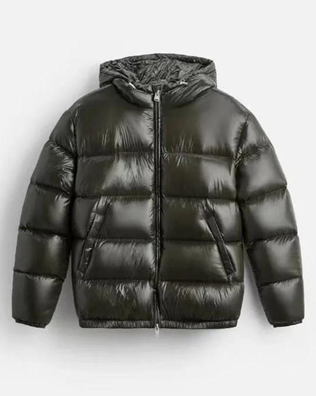 Men's winter down puffer jacket with hood and high collar in Green
