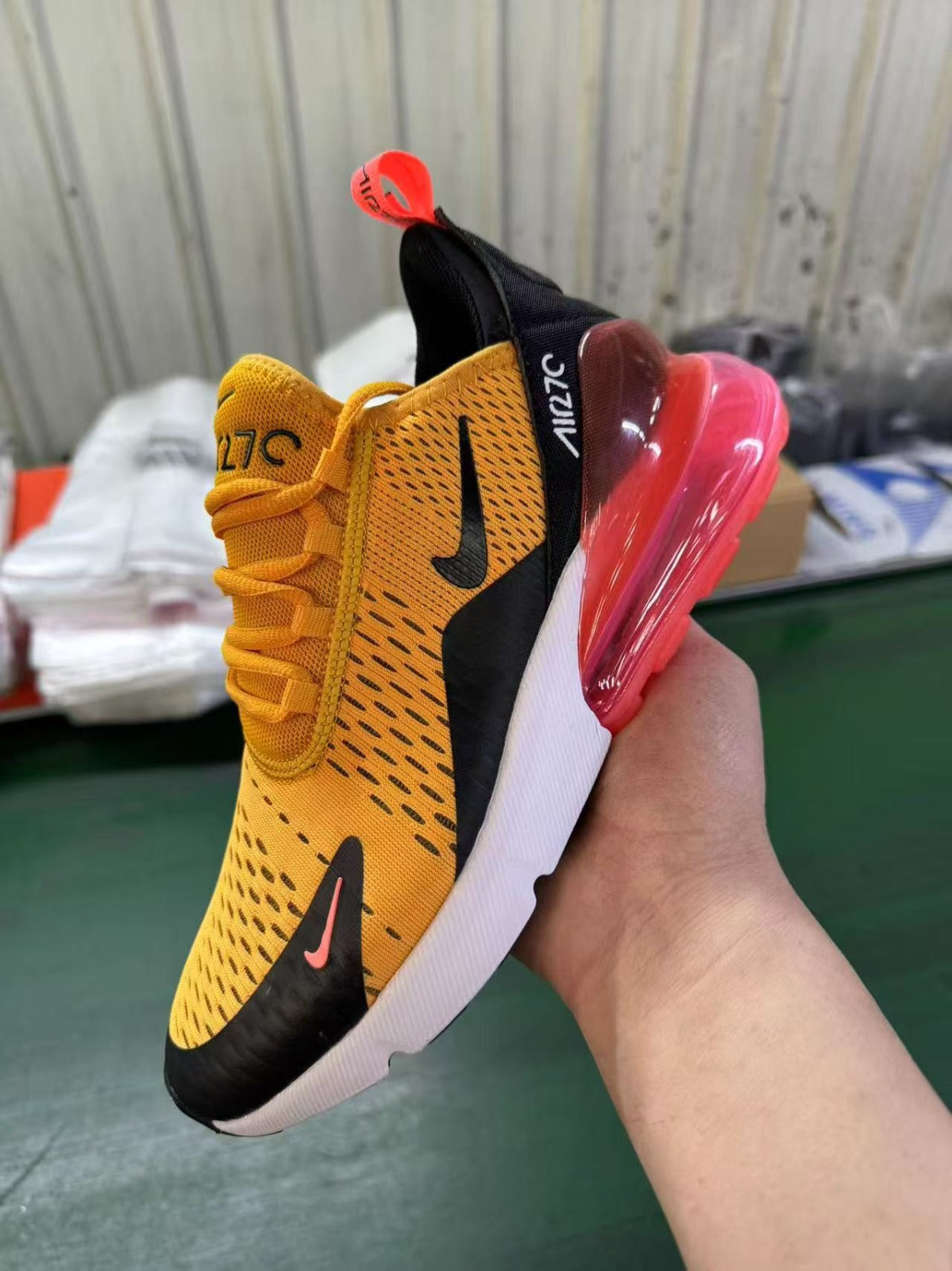 Nike Air Max 270