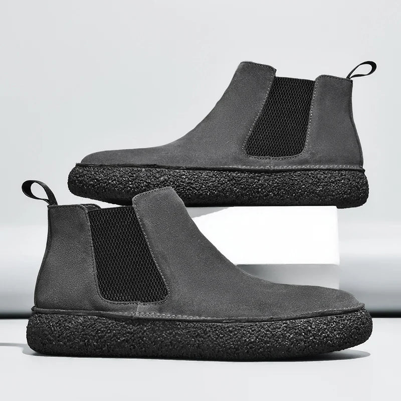 Men's suede Chelsea boots with cushioned insole in Gray