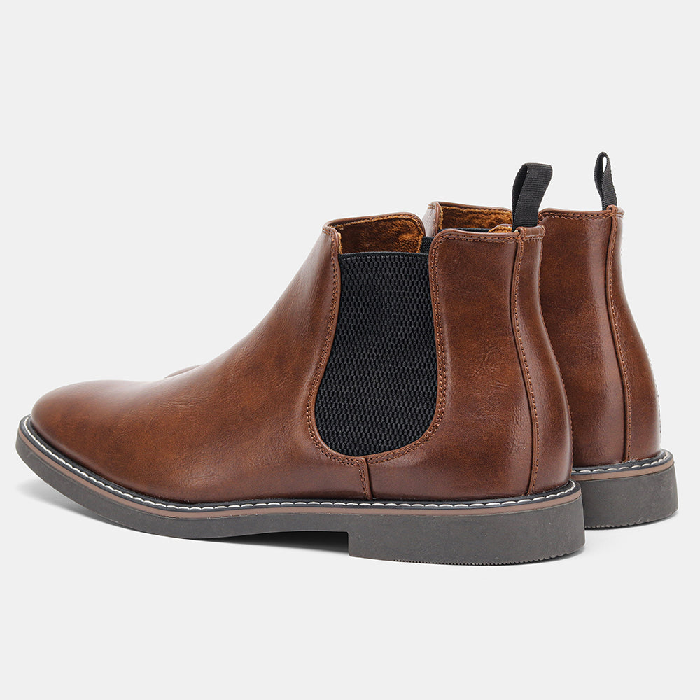 Men's leather Chelsea boots with soft leather lining