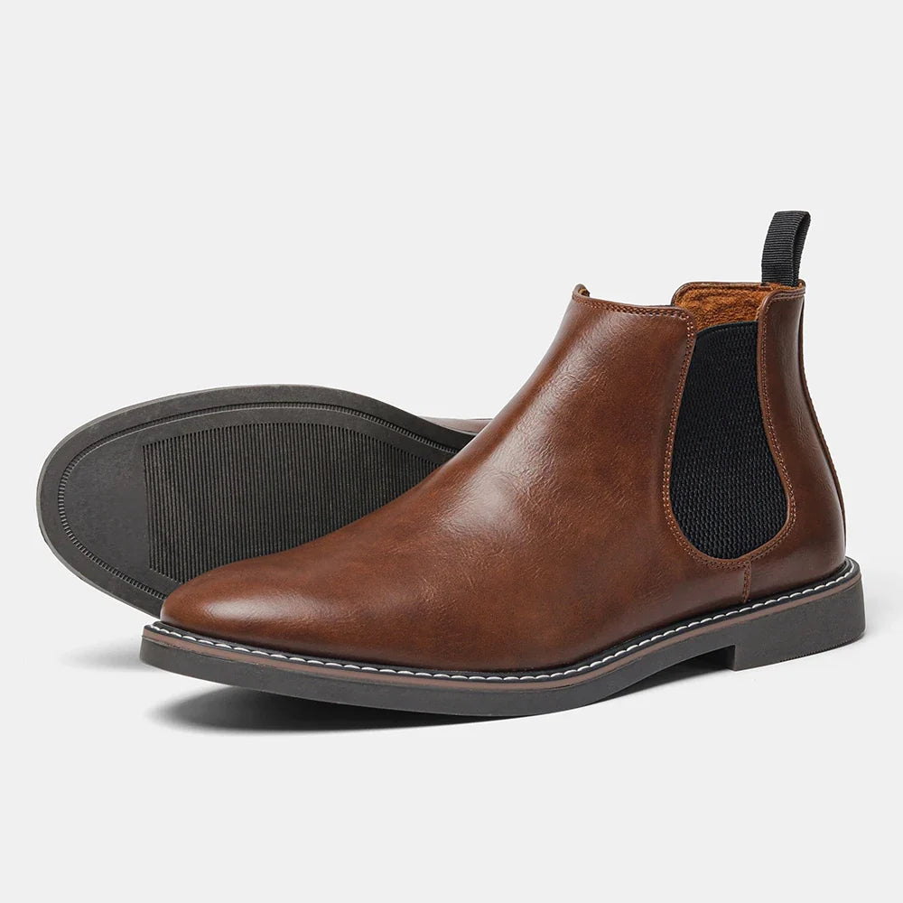 Men's leather Chelsea boots with soft leather lining in Sienna