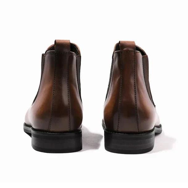 Men's leather dress Chelsea boots with cushioned sole